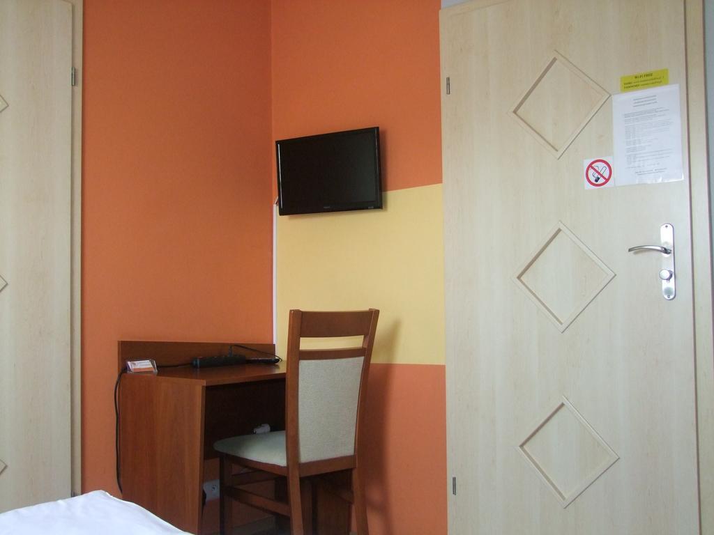 Warnenczyka 85A Bezplatny Parking, Faktura, Prywatna Lazienka, Klimatyzacja Жешув Экстерьер фото